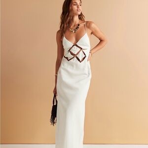 Elegant White Maxi Dress